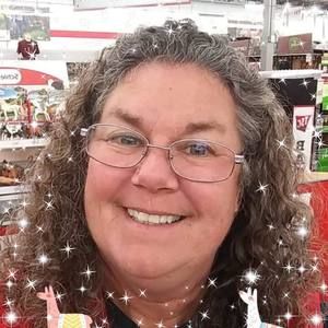 Meet your Posher, Christine